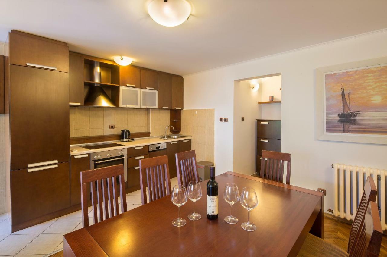 Apartment Kovacevic Old Town บุดวา ภายนอก รูปภาพ