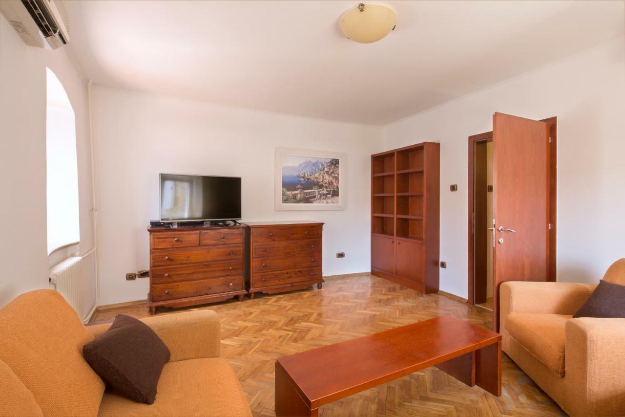 Apartment Kovacevic Old Town บุดวา ภายนอก รูปภาพ